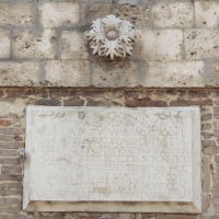 Celenza sul Trigno (Ch), chiesa di Santa Maria Assunta, elemento decorativo in facciata