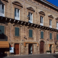 Guardiagrele (Ch), palazzo Vitacolonna,