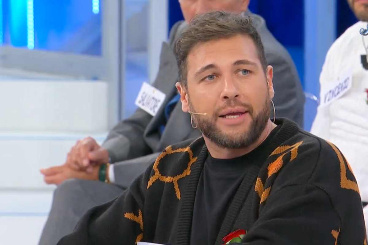 Laurea, curiosità e vita di Alessandro di Uomini e Donne