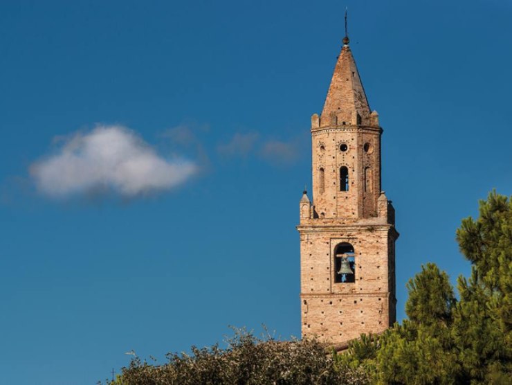 Borgo che domina il mare in Abruzzo