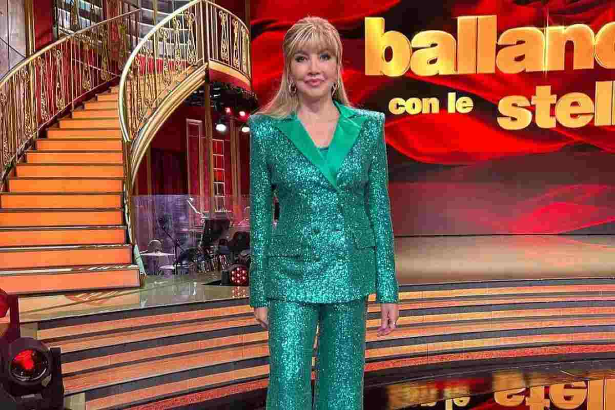 Ballando con le Stelle Carlucci