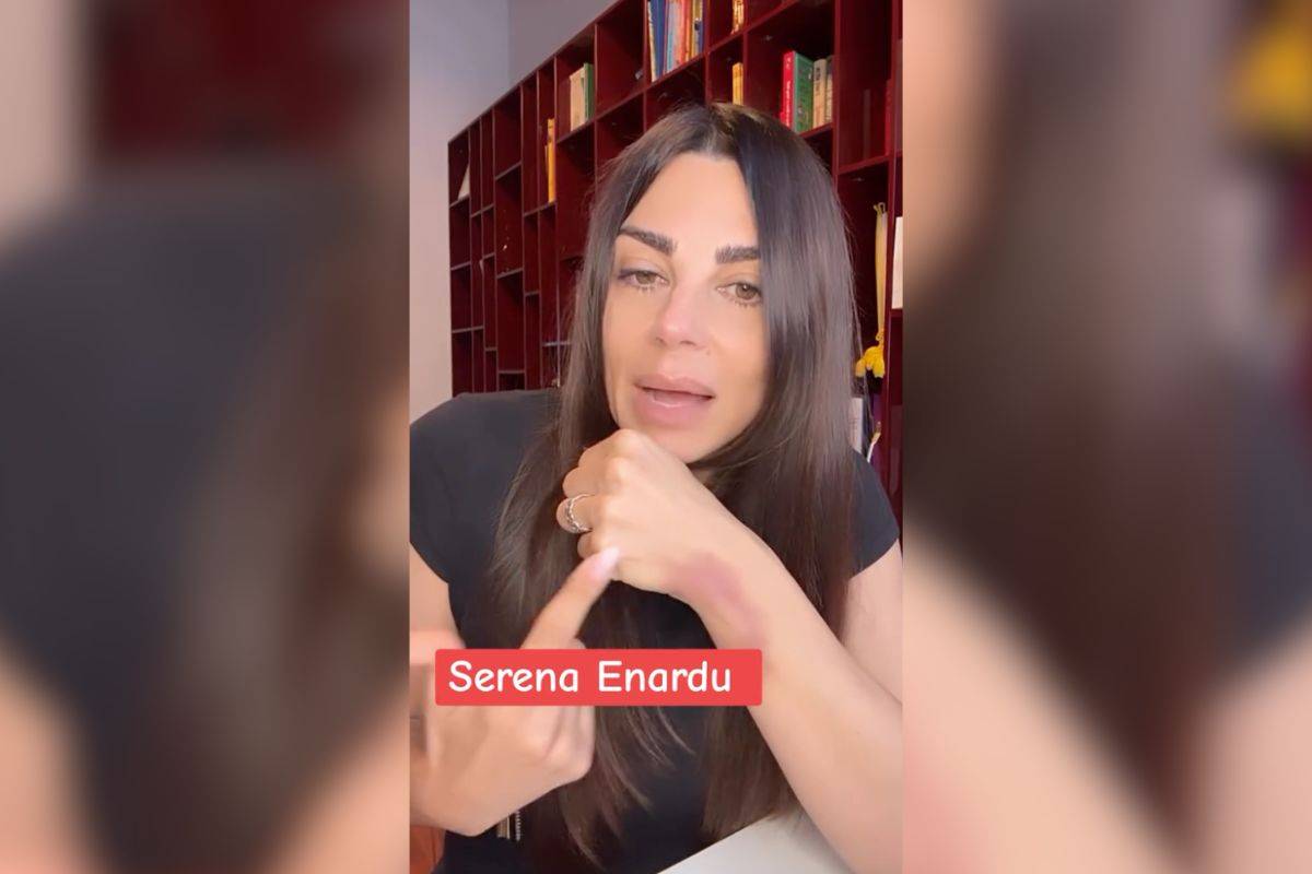 Ex-tronista si mostra in un video con un livido sul braccio: cosa è successo?