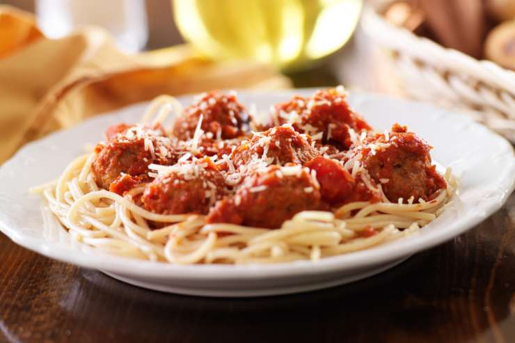 spaghetti alla chitarra sugo e polpette ricetta