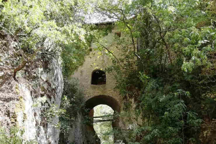 Eremo di San Venanzio sul fiume Aterno