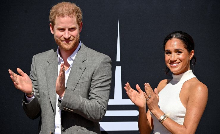 harry e meghan compromesso re carlo 