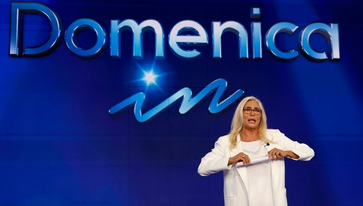 Mara Venier denuncia