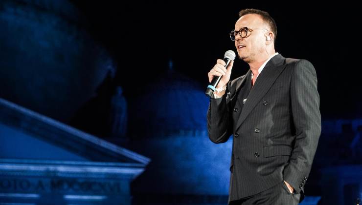 Gigi D'Alessio cambio look