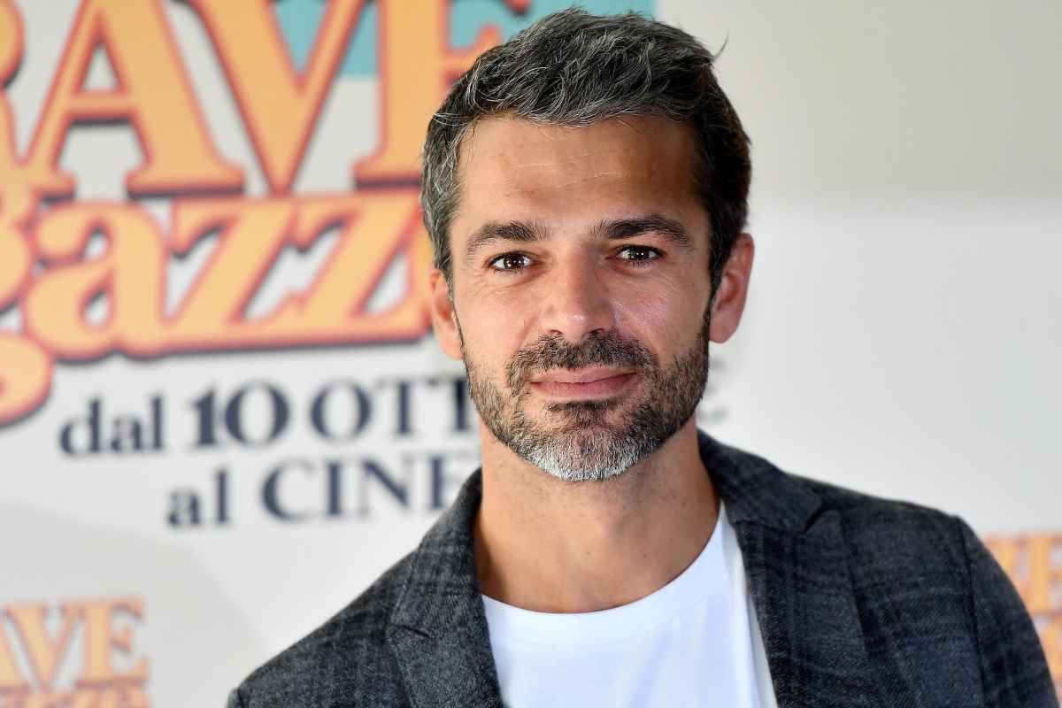 Addio Rai Luca Argentero